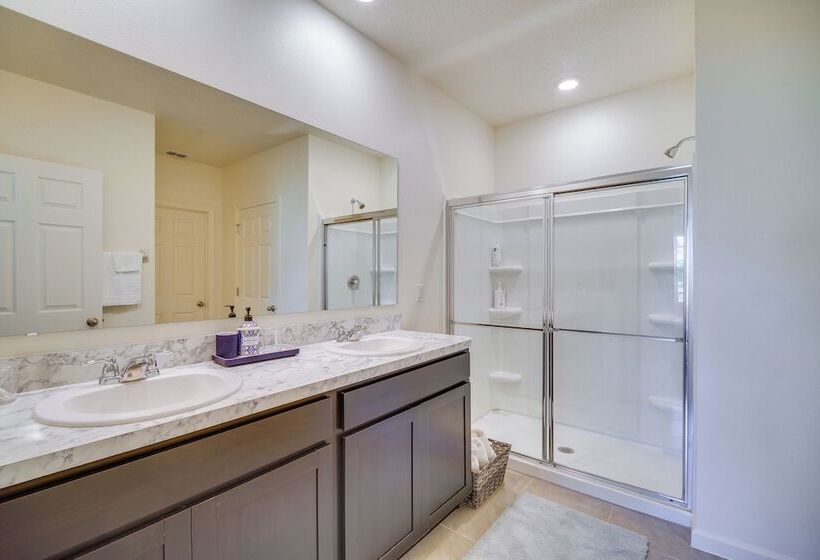 Pet Friendly Sebastian Retreat: 7 Mi To Beach!