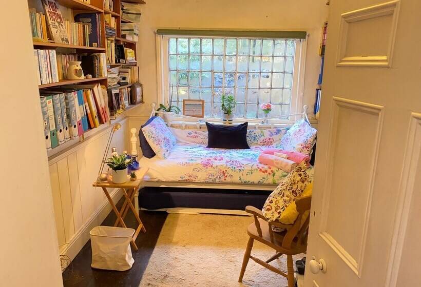 レジデンス Inviting 5 Bed Farmhouse Near Ironbridge