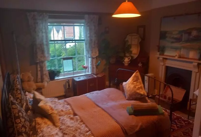 レジデンス Inviting 5 Bed Farmhouse Near Ironbridge
