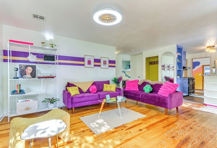 Retro Tropical Pensacola Home   3 Mi To Downtown!