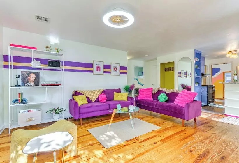Retro Tropical Pensacola Home   3 Mi To Downtown!