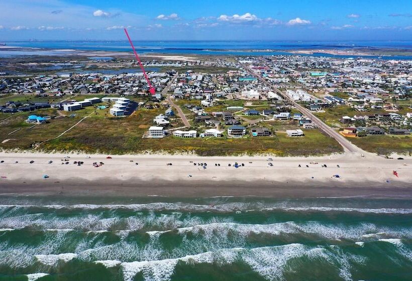 Sapphire Breeze By Avantstay Pool, Walk To Beach