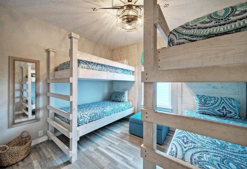 Sapphire Breeze By Avantstay Pool, Walk To Beach