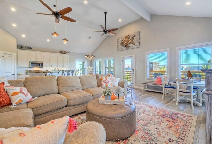 Sapphire Breeze By Avantstay Pool, Walk To Beach