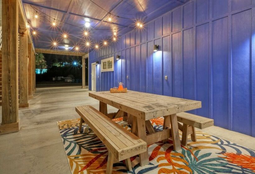 Sapphire Breeze By Avantstay Pool, Walk To Beach