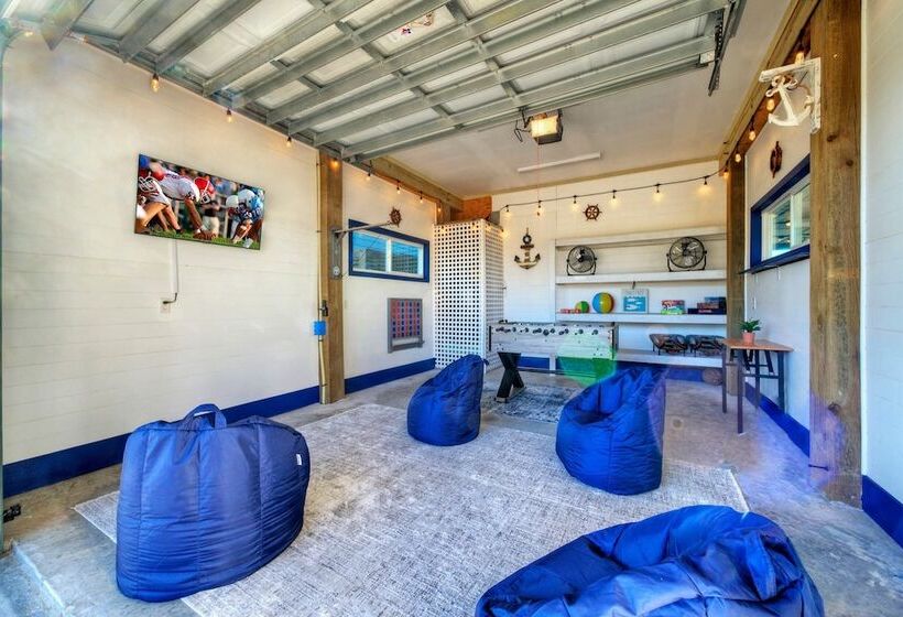 Sapphire Breeze By Avantstay Pool, Walk To Beach