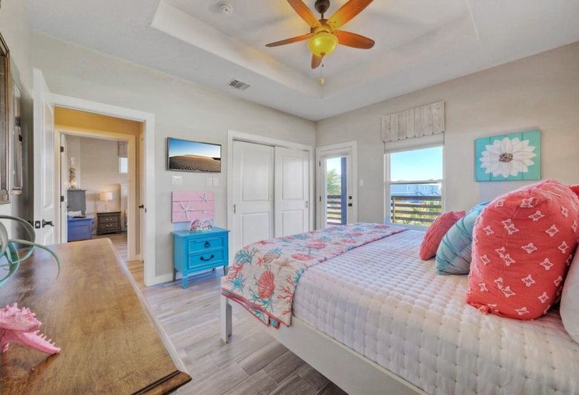 Sapphire Breeze By Avantstay Pool, Walk To Beach