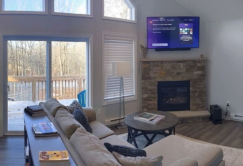 Woodland Chalet By Avantstay Deck + Lake Access