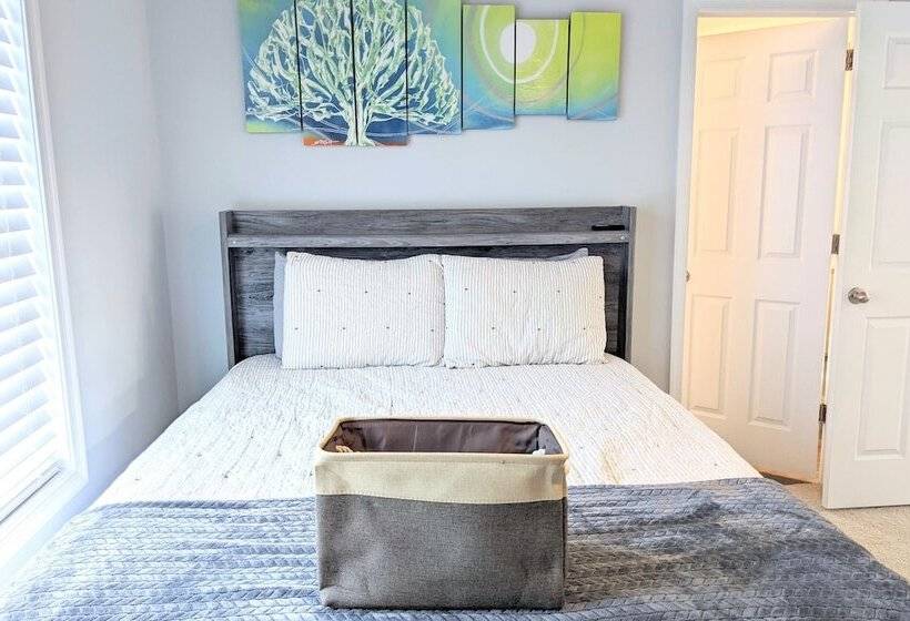 Woodland Chalet By Avantstay Deck + Lake Access