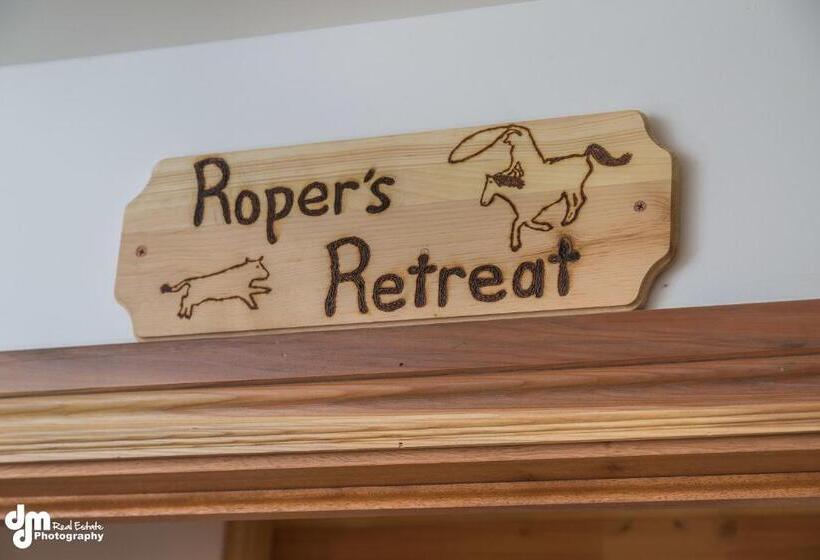 Alaska Knotty Pine B&b