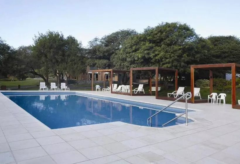Altos De Belgrano Hotel Cabañas Golf Y Spa