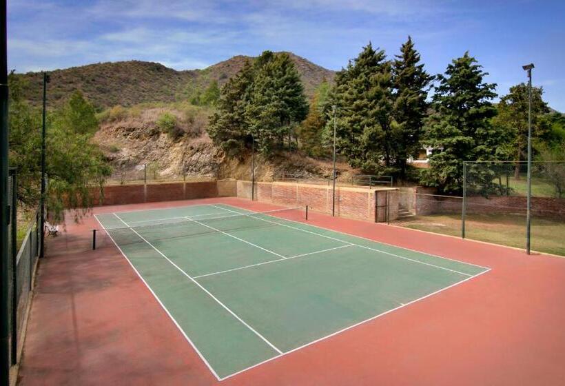 Altos De Belgrano Hotel Cabañas Golf Y Spa