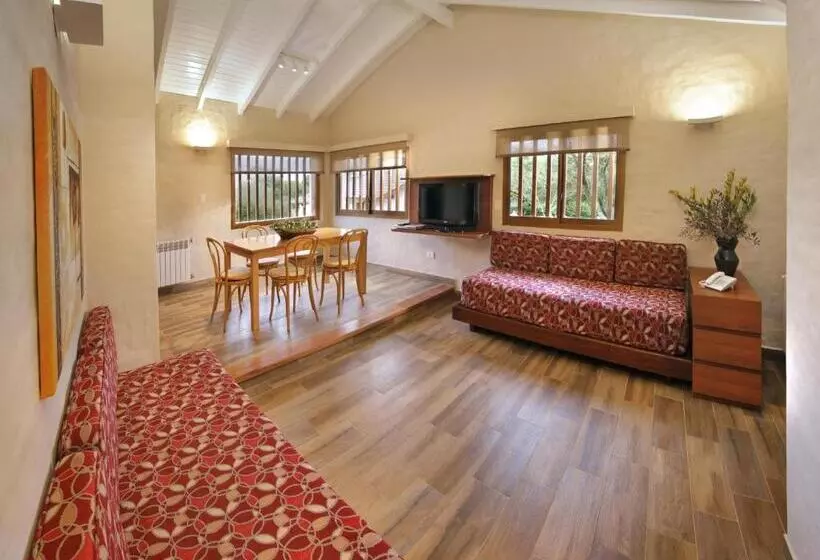 Altos De Belgrano Hotel Cabañas Golf Y Spa