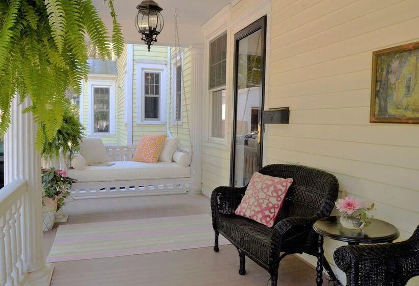 צימר 34 State Historic Luxury Suites Skaneateles