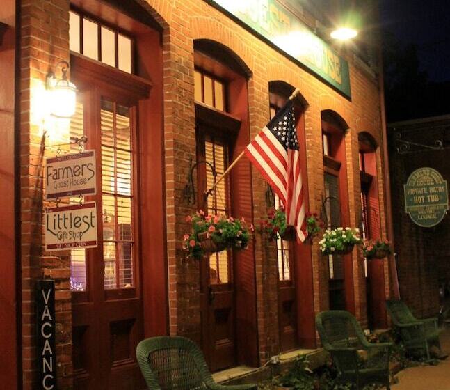 مبيت وإفطار Farmers Guest House