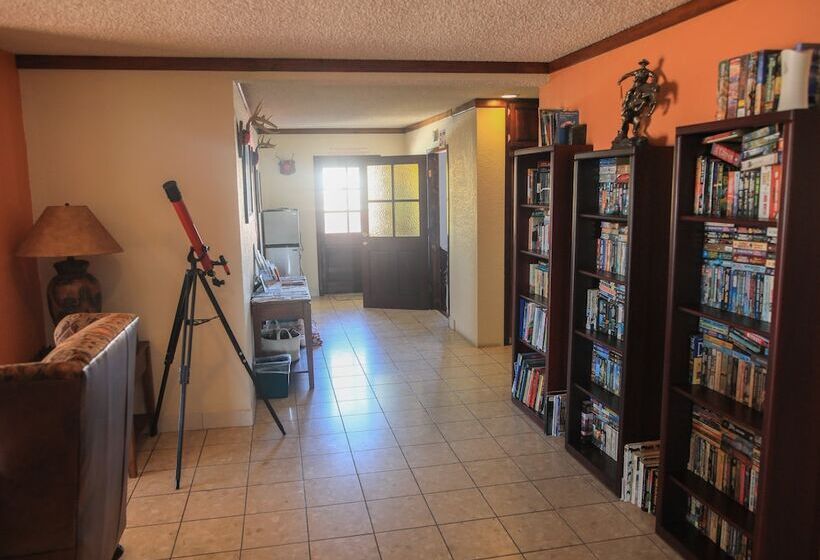 مبيت وإفطار Playa Hermosa Inn At The Beach