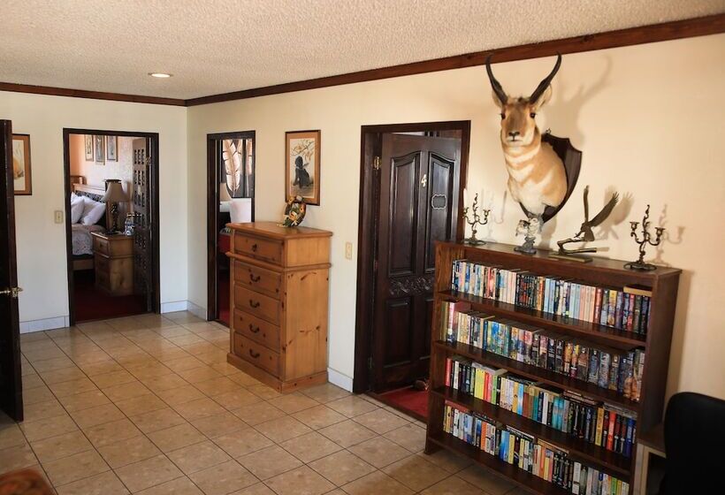 مبيت وإفطار Playa Hermosa Inn At The Beach