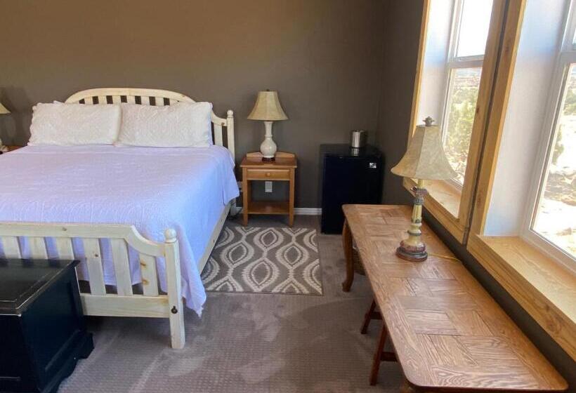 مبيت وإفطار Skyridge Inn