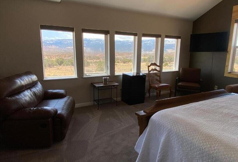 مبيت وإفطار Skyridge Inn