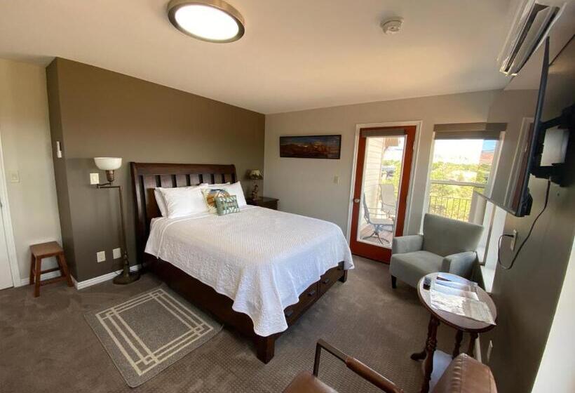 مبيت وإفطار Skyridge Inn