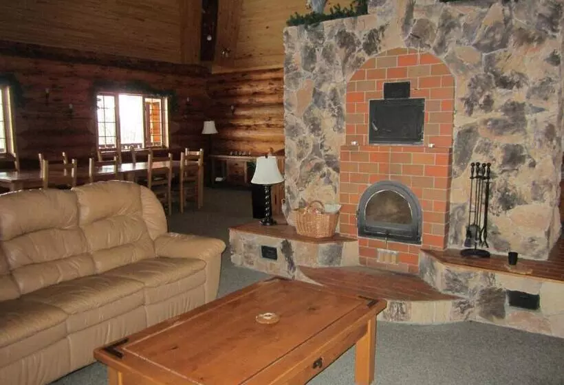 ベッドアンドブレックファースト Smithers Driftwood Lodge
