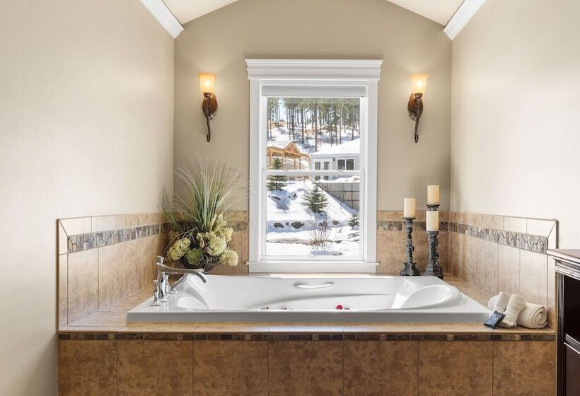 צימר Summer Creek Inn