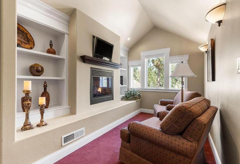 צימר Summer Creek Inn