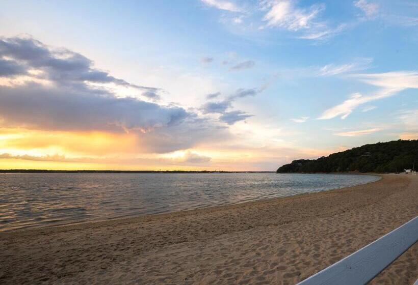 Aamiaismajoitus (B&B) West Neck Guesthouse