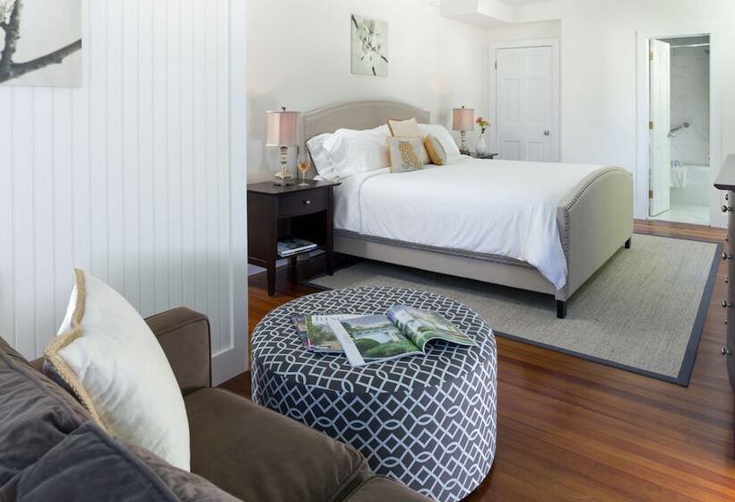 Aamiaismajoitus (B&B) West Neck Guesthouse