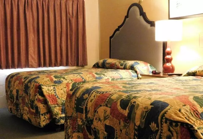 Capri Motel