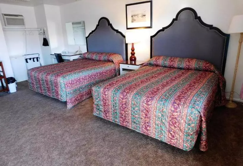 Capri Motel