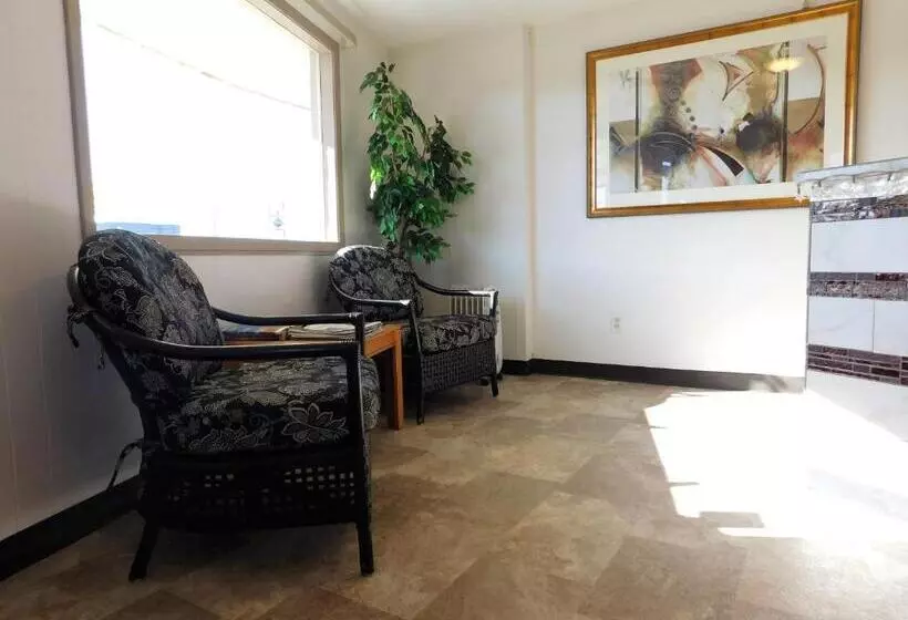 Capri Motel