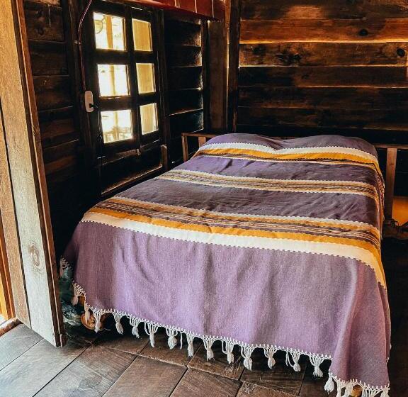 هتل Cabañas Los Achicuales