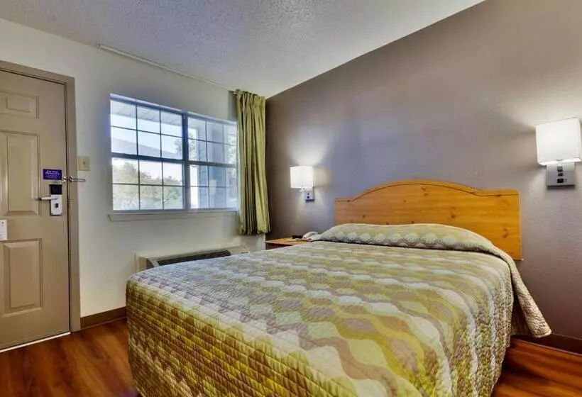 Hotelli Studio 6 Dallas, Tx Garland Northeast