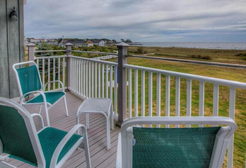 Отель The Seaside Inn