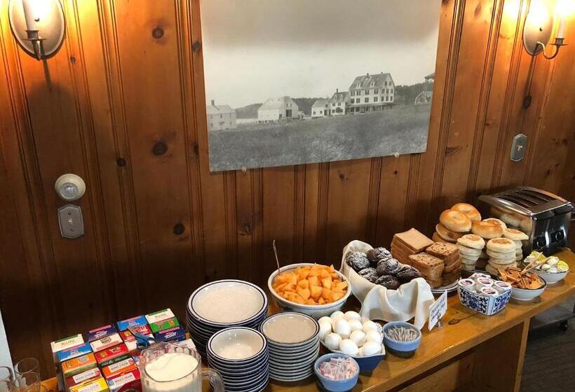 Отель The Seaside Inn