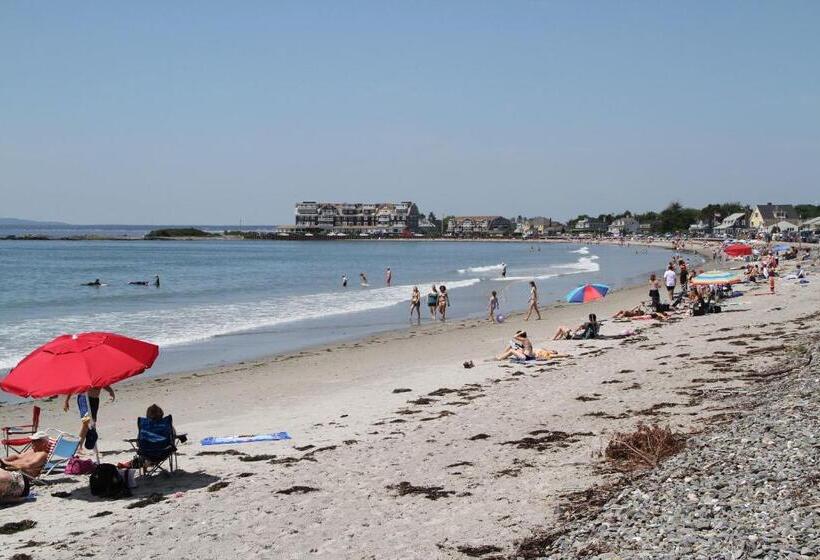 Отель The Seaside Inn