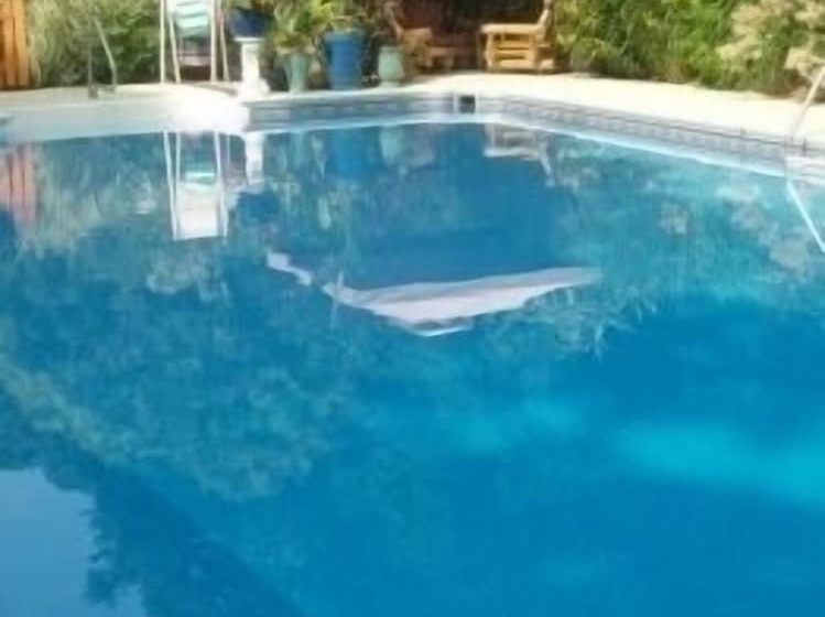 House Of 1833 Bed And Breakfast