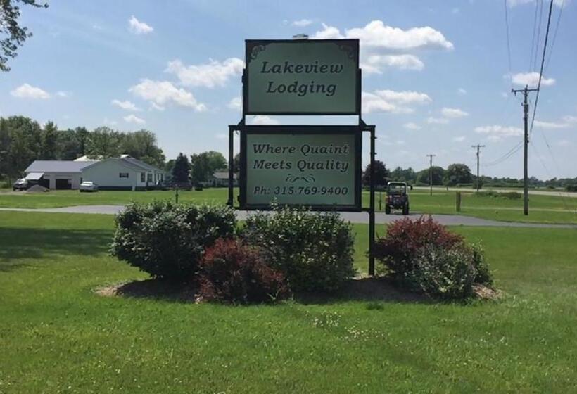 Lakeview Motel & Apartments