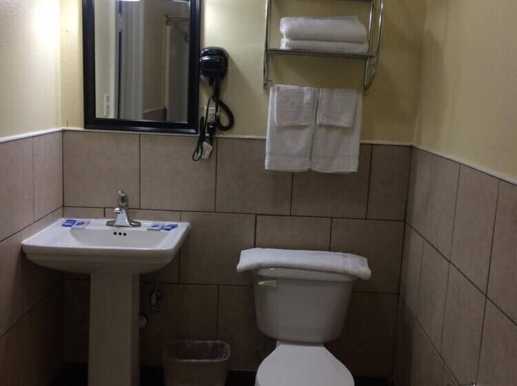 モーテル Blarney Inn