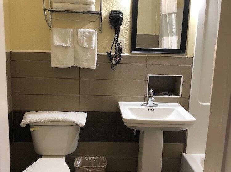 モーテル Blarney Inn