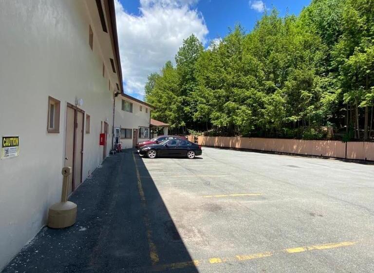 Мотель Budget Inn