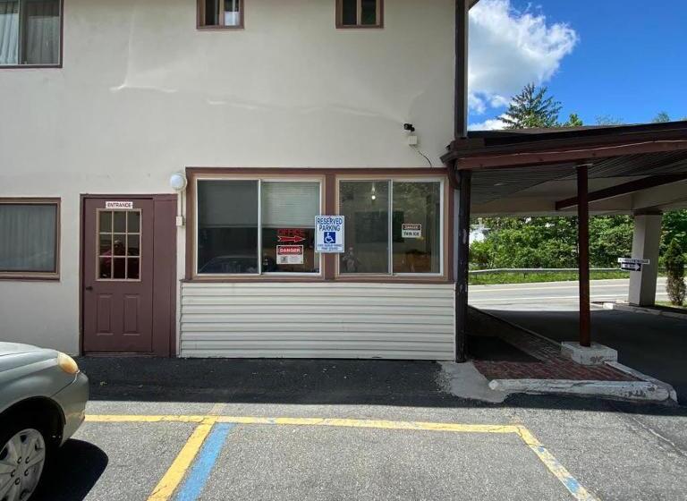 Мотель Budget Inn