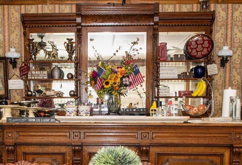 モーテル Gunn House