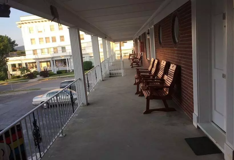 Motel Townhouse