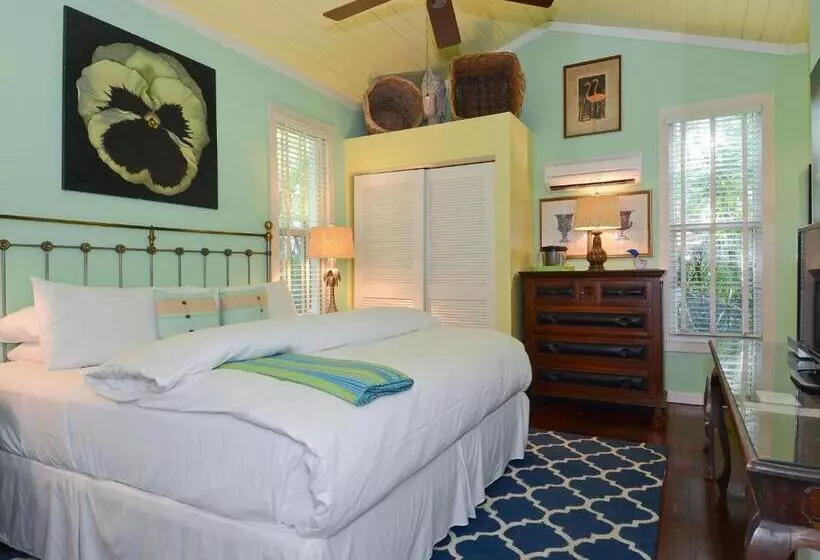 Pineapple Point Guesthouse & Resort   Gay Men S Resort