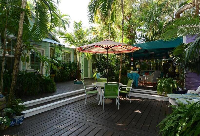 Pineapple Point Guesthouse & Resort   Gay Men S Resort