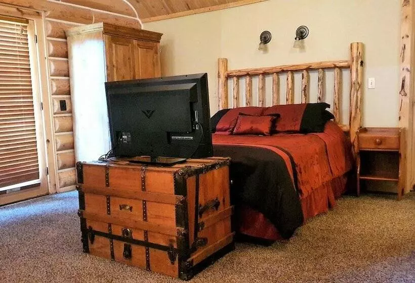 Teton Hostel Hideaway