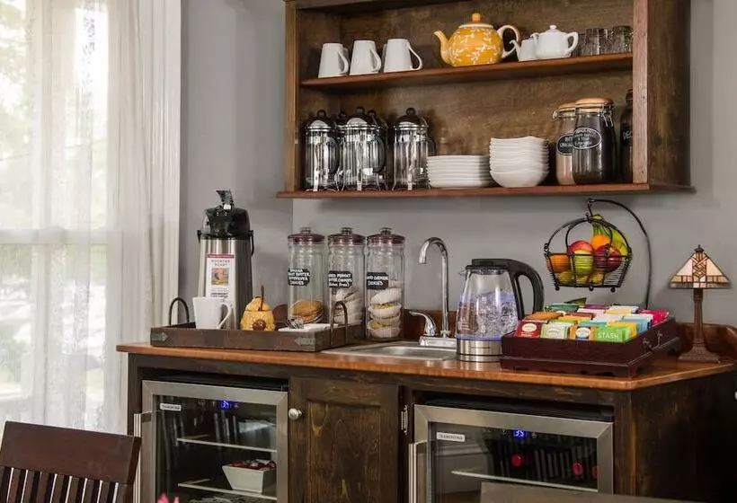The Chadwick Bed And Breakfast