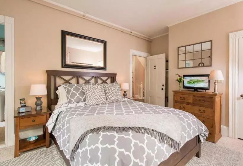 The Chadwick Bed And Breakfast